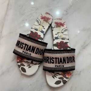 Dior Women's Floral Slide Sandals - Black, White, and Red